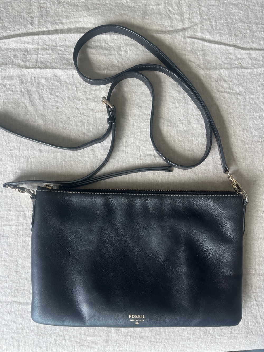Fossil Black Leather Crossbody Pouch